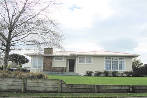 Photo of property in 6 West Way, Durie Hill, Whanganui, 4500