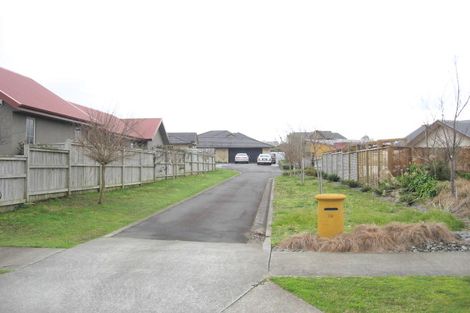 Photo of property in 4a Roderick Place, Rototuna, Hamilton, 3210