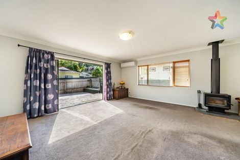 Photo of property in 2/32 Hair Street, Wainuiomata, Lower Hutt, 5014