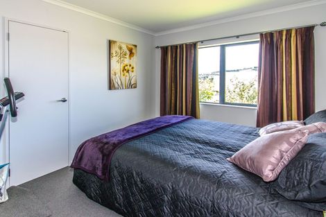 Photo of property in 1 Holyport Close, Fairfield, Dunedin, 9018