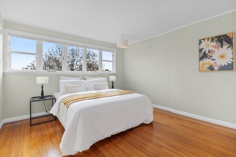 Photo of property in 1092 Great North Road, Point Chevalier, Auckland, 1022