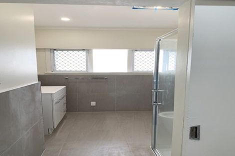 Photo of property in 5 White Swan Road, Mount Roskill, Auckland, 1041