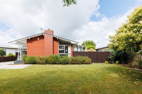 Photo of property in 20 Westhaven Grove, Takaro, Palmerston North, 4412