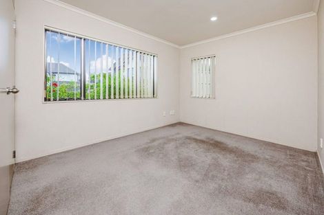 Photo of property in 7 Mazuran Place, Flat Bush, Auckland, 2016