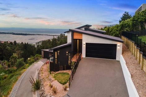 Photo of property in 307a Mount Pleasant Road, Mount Pleasant, Christchurch, 8081