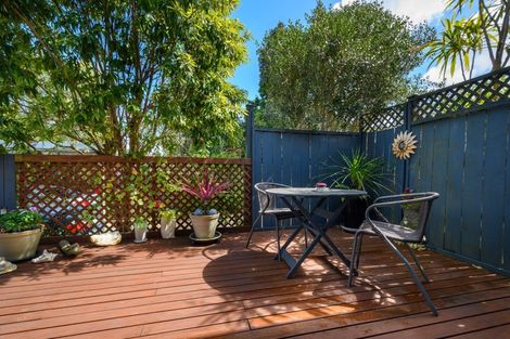 Photo of property in 164 Henderson Valley Road, Henderson, Auckland, 0612