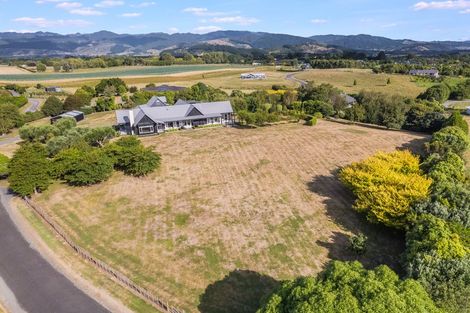 Photo of property in 67 Tarahunga Road, Levin, 5571