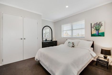 Photo of property in 62 Gulf View Road, Murrays Bay, Auckland, 0630