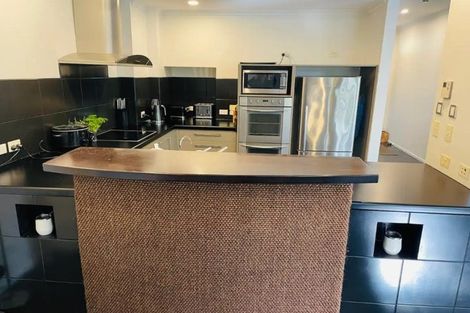 Photo of property in 28 Waterview Downs, Waterview, Auckland, 1026