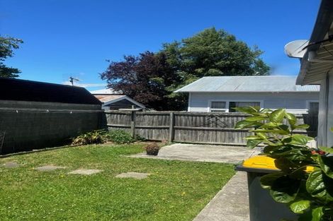 Photo of property in 2/64 Division Street, Riccarton, Christchurch, 8041