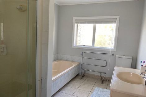 Photo of property in 115 Glengarry Road, Glen Eden, Auckland, 0602