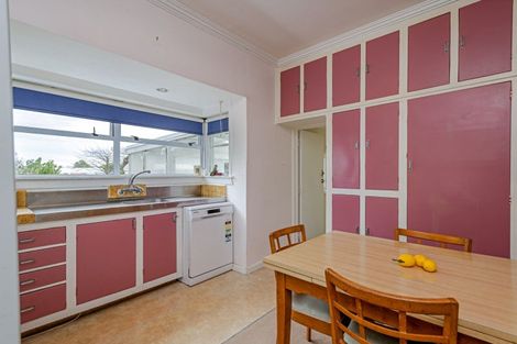 Photo of property in 49 Holland Crescent, Bulls, 4818