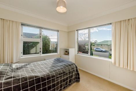 Photo of property in 34 Sylvan Avenue, Waikanae, 5036