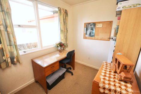 Photo of property in 69 Main North Road, Geraldine, 7930