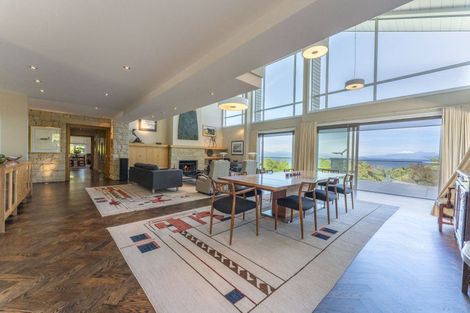 Photo of property in 49 Whakamoenga Point, Acacia Bay, Taupo, 3385
