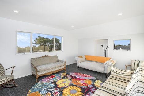 Photo of property in 11 Rodney Avenue, Te Horo Beach, Otaki, 5581