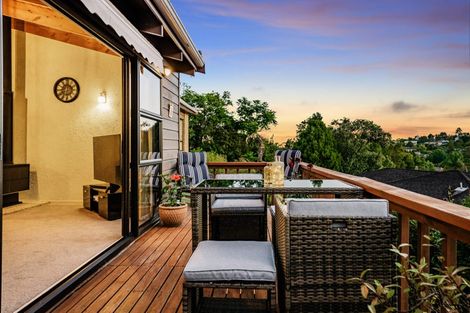 Photo of property in 16 Stredwick Drive, Torbay, Auckland, 0630