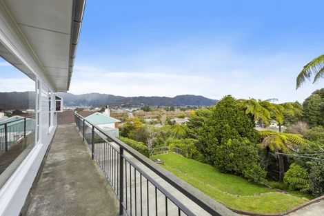 Photo of property in 4 Major Drive, Kelson, Lower Hutt, 5010