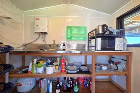 Photo of property in 104 Kauri Crescent, Matarangi, Whitianga, 3592