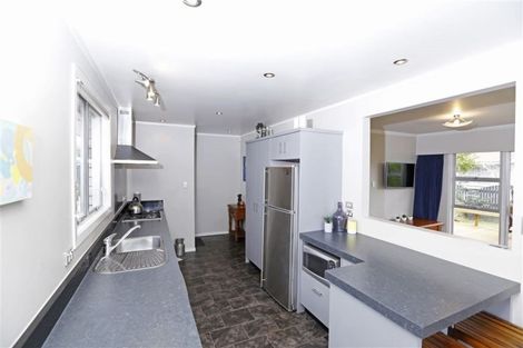 Photo of property in 18 Oakfield Crescent, Pukete, Hamilton, 3200