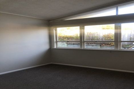 Photo of property in 19b Arrow Road, Forrest Hill, Auckland, 0620