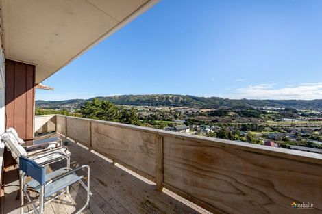 Photo of property in 6 Ash Grove, Ranui, Porirua, 5024