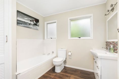 Photo of property in 87 Pohutukawa Drive, Pukete, Hamilton, 3200