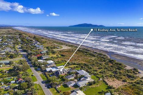 Photo of property in 11 Rodney Avenue, Te Horo Beach, Otaki, 5581