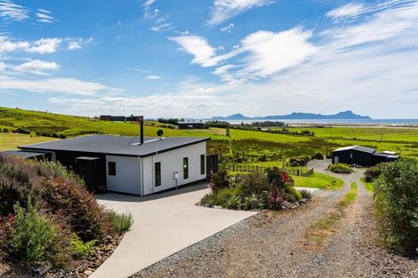 Photo of property in 36 Mclean Road, Waipu, 0582