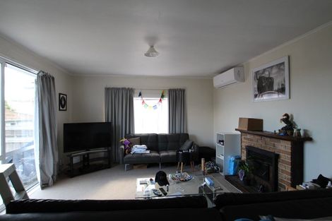 Photo of property in 4/17-19 Neal Avenue, Glenfield, Auckland, 0629