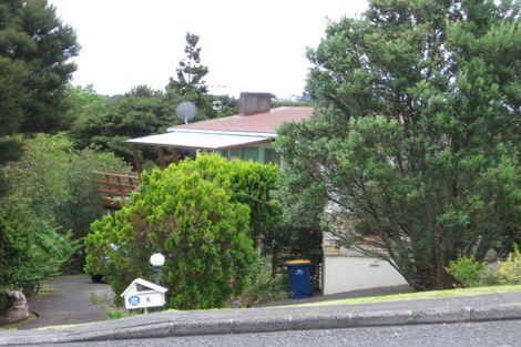 Photo of property in 9 Seaview Road, Glenfield, Auckland, 0629