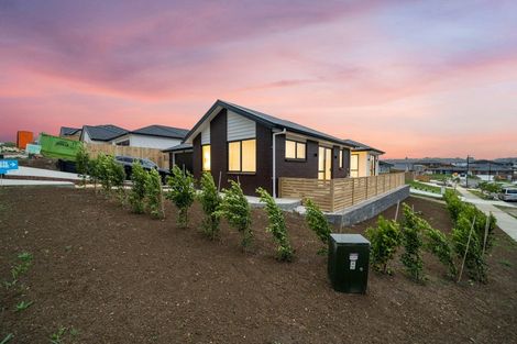 Photo of property in 5 Viv Green Place, Pokeno, 2402