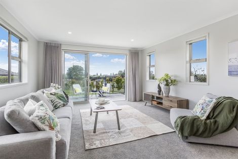 Photo of property in 81 West Hoe Road, Orewa, 0931