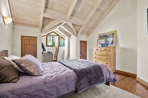 Photo of property in 9 Aotearoa Terrace, Murrays Bay, Auckland, 0630