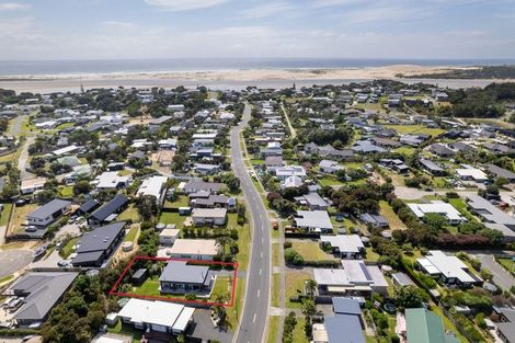 Photo of property in 19 Seabreeze Road, Mangawhai Heads, Mangawhai, 0505