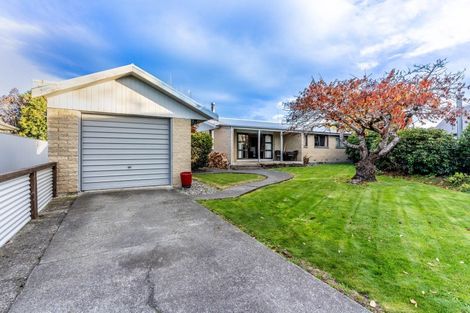 Photo of property in 21 Waterford Drive, Winton, 9720