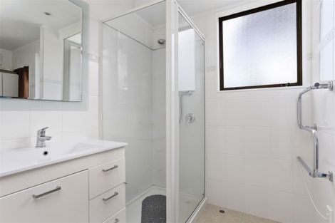 Photo of property in 33 Alidade Place, Massey, Auckland, 0614