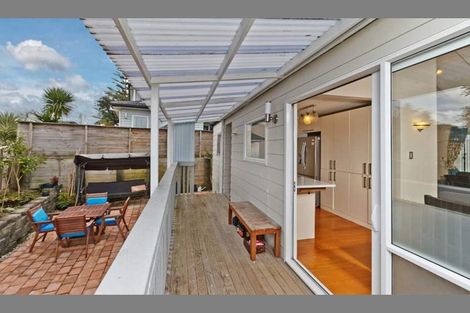 Photo of property in 20 Orton Street, Glenfield, Auckland, 0627