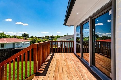 Photo of property in 74b Awaroa Road, Sunnyvale, Auckland, 0612