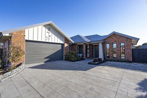 Photo of property in 6 Taiwhenua Street, Rangiora, 7400