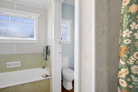 Photo of property in 11 Miranda Street, Stratford, 4332