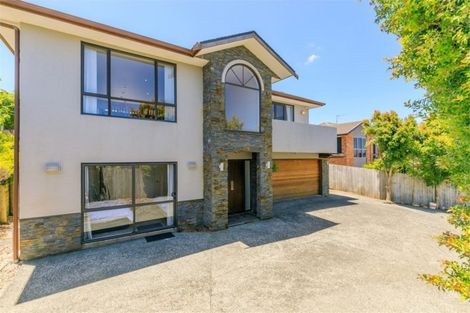 Photo of property in 31 Cricklade Terrace, Windsor Park, Auckland, 0632