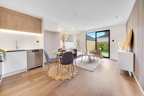 Photo of property in 8/60 Yeovil Road, Te Atatu Peninsula, Auckland, 0610