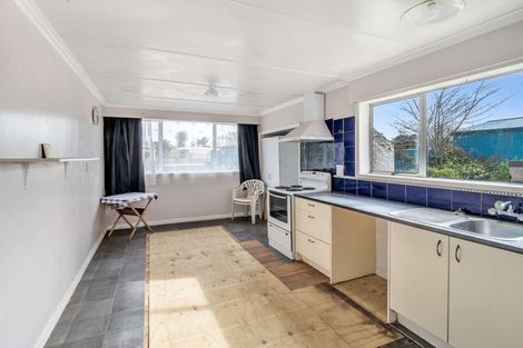 Photo of property in 3 Wharf Street, Castlecliff, Whanganui, 4501