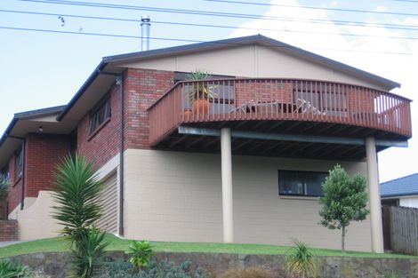 Photo of property in 2/32 Philson Terrace, Browns Bay, Auckland, 0630