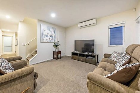 Photo of property in 13 Divide Loop, Takanini, 2112