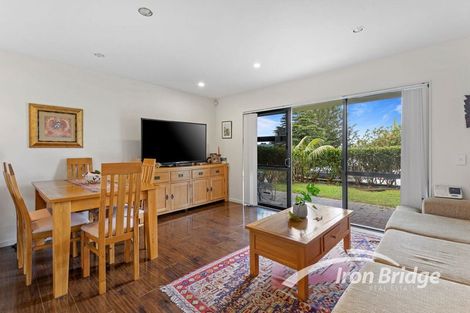 Photo of property in 1/79 Schnapper Rock Road, Schnapper Rock, Auckland, 0632