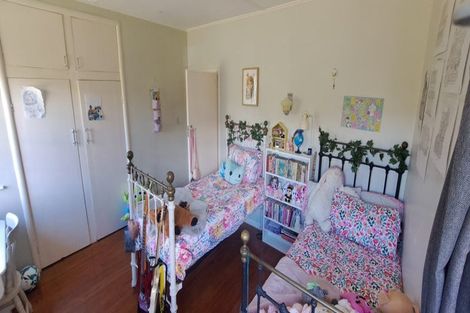 Photo of property in 70 Thames Road, Paeroa, 3600