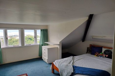 Photo of property in 49 Ponsonby Road, Karori, Wellington, 6012