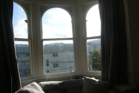 Photo of property in 4 Hawker Street, Mount Victoria, Wellington, 6011